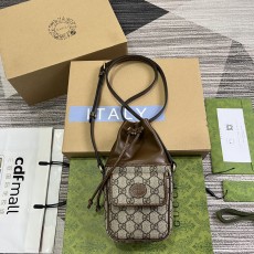 구찌 GUCCI 2023 SS 인더로킹 GG 미니 버킷백 746303 커스텀급