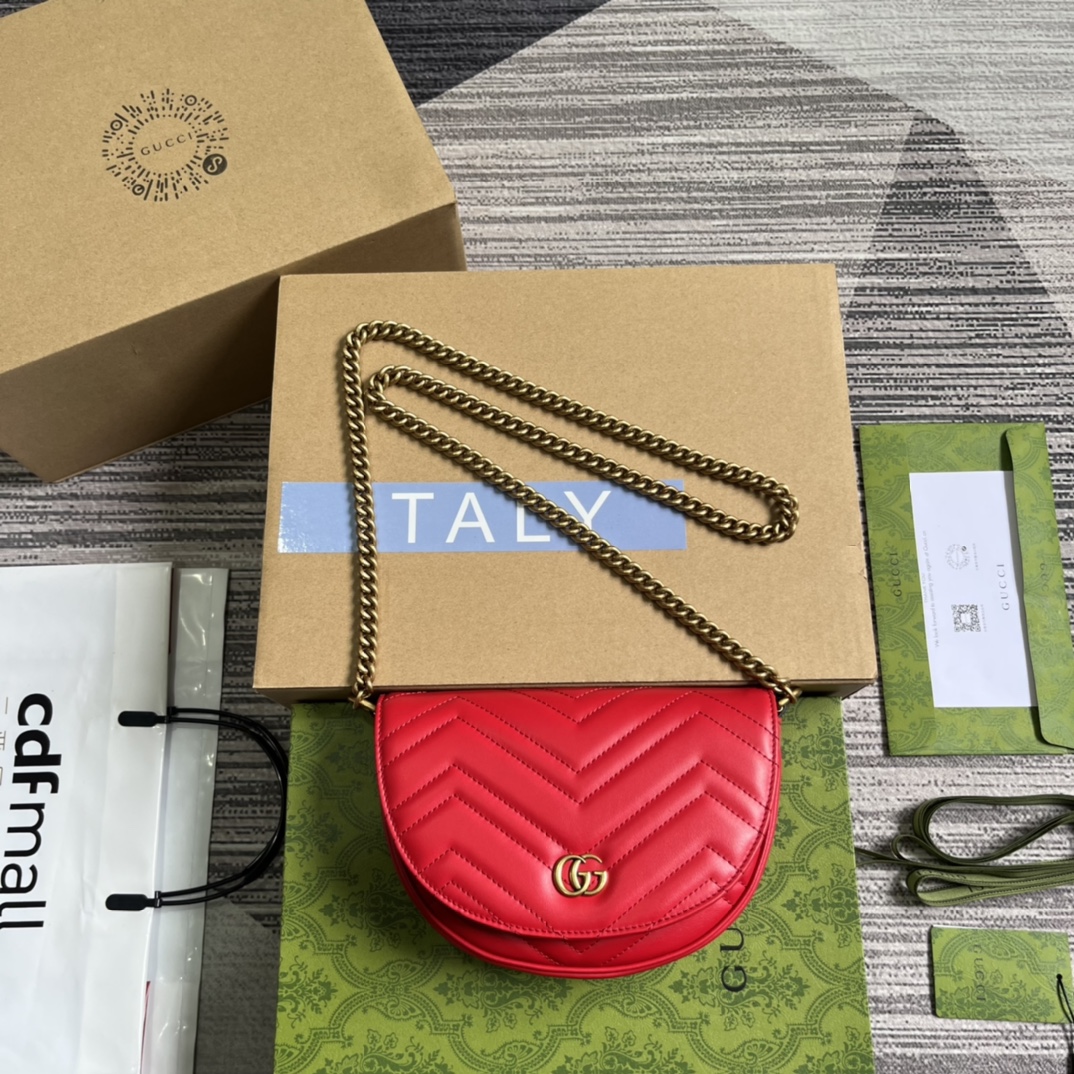 구찌 GUCCI 2023 SS 마몬트 마틀라세 체인 미니백 레드 746431 커스텀급