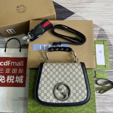 구찌 GUCCI 2023 SS 블론디 미듐 쟈가드 블랙 크로스백 721172 커스텀급