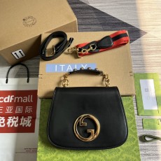 구찌 GUCCI 2023 SS 블론디 미듐 레더 블랙 크로스백 721172 커스텀급