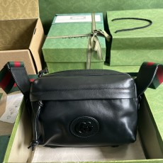 구찌 GUCCI 2023 SS 토널 더블 G 숄더백 블랙 725696 커스텀급