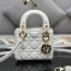 디올 DIOR 2023 SS 램스킨 퀄팅 미니 토트백 화이트 레이디백 M0856 커스텀급