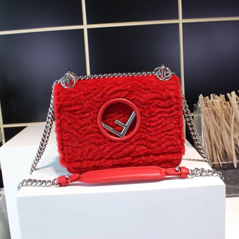 펜디 FENDI 2023 SS 칸 아이 로고 체인 크로스백 레드 8286 커스텀급