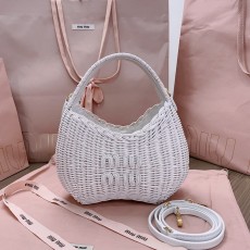 미우미우 MIUMIU 2023 SS 마테라쎄 나타 호보백 화이트 5BC125 커스텀급