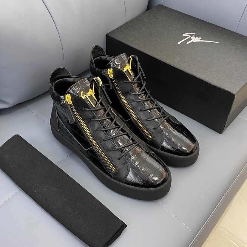 쥬세페 자노티 GIUSEPPE ZANITTI 2023 SS 블랙 에나멜 하이탑 슈즈 커스텀급