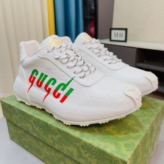 구찌 GUCCI 2023 SS 캐릭터 시마라인 화이트 남성 슈즈 커스텀급