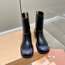 미우미우 MIUMIU 2023 SS 지퍼 레더 블랙 여성 쇼트부츠 커스텀급