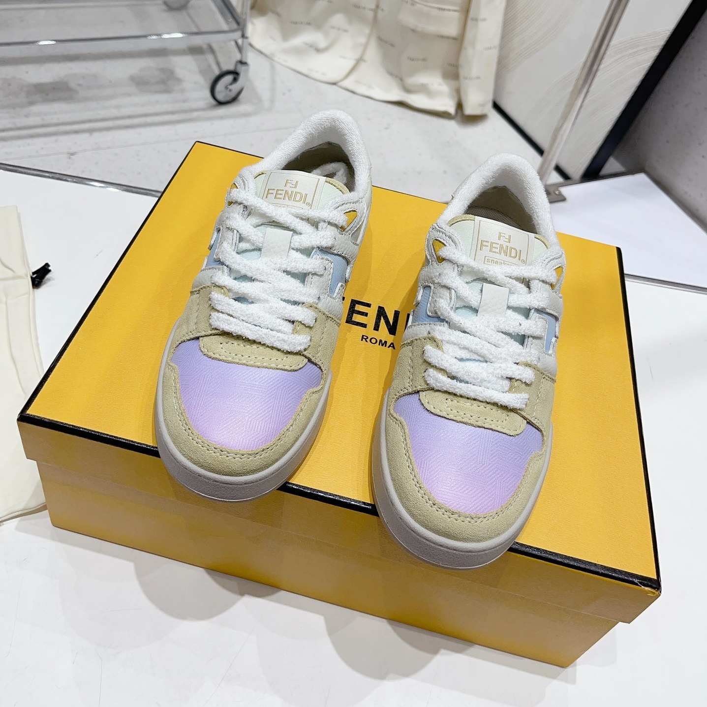 펜디 FENDI 2023 SS F로고 투톤 퍼플 커플 슈즈 커스텀급