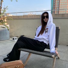 아미 AMI 2023 SS 캐릭터 로고 후드 여성 긴팔티 화이트 커스텀급