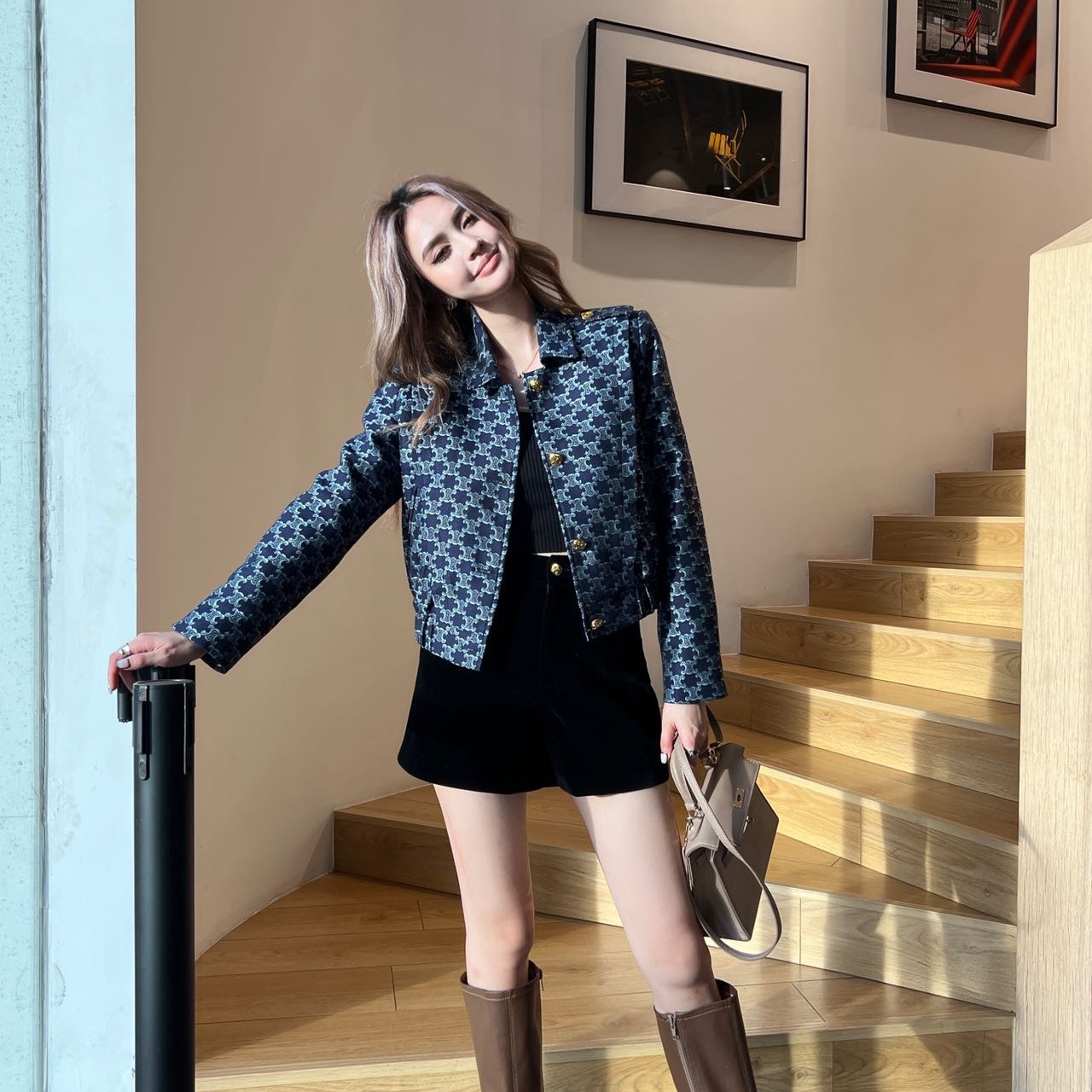 셀린느 CELINE 2023 SS 캐릭터 로고 여성 자켓 커스텀급
