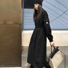 몽클레어 MONCLER 2023 SS 벨트 후드 여성 롱코트 블랙 커스텀급