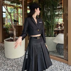 디올 DIOR 2023 SS 캐릭터 블랙 자켓 스커트 여성 세트 커스텀급