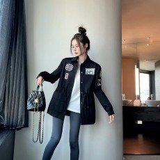 샤넬 CHANEL 2023 SS 패치로고 여성 자켓 블랙 커스텀급