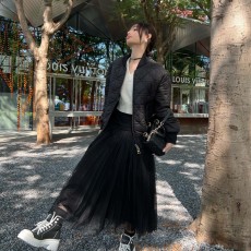 디올 DIOR 2023 SS 캐릭터 퀄팅 여성 패딩 블랙 커스텀급