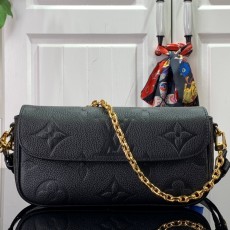 루이비통 LOUIS VUITTON 2024 SS 앙프렝뜨 월렛 온 체인 아이비백 블랙 M82154 미러급