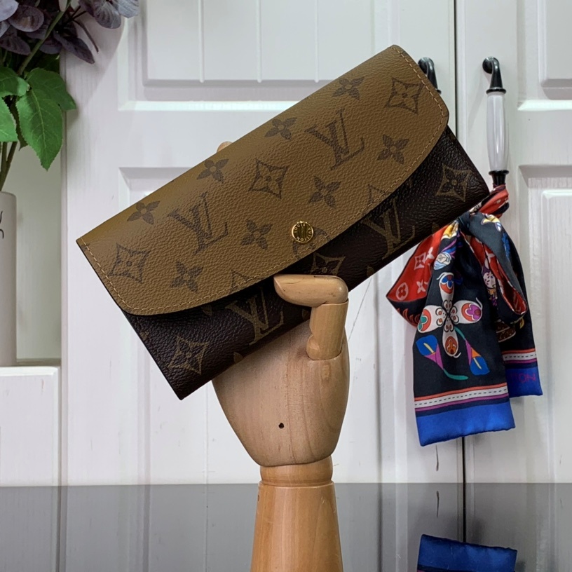 루이비통 LOUIS VUITTON 2024 SS 모노그램 리버스 에밀리 월릿 M82157 미러급