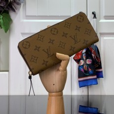 루이비통 LOUIS VUITTON 2024 SS 모노그램 클레망스 월릿 M82336 미러급