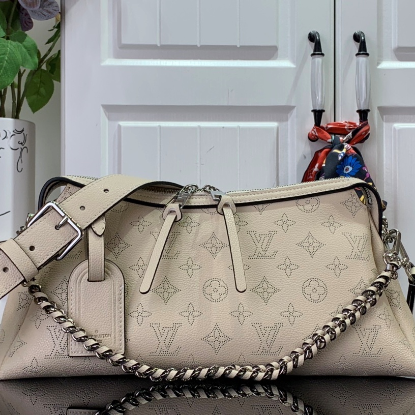 루이비통 LOUIS VUITTON 2024 SS 모노그램 핸드 잇올 아이보리 숄더백 PM M24255 미러급