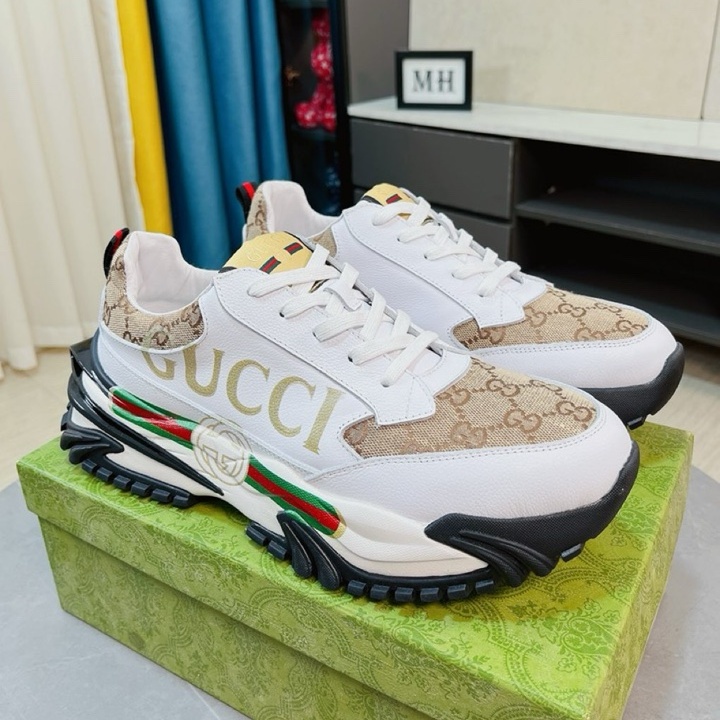 구찌 GUCCI 2024 SS 쟈가드 화이트 투톤 띠로고 남성 슈즈 커스텀급