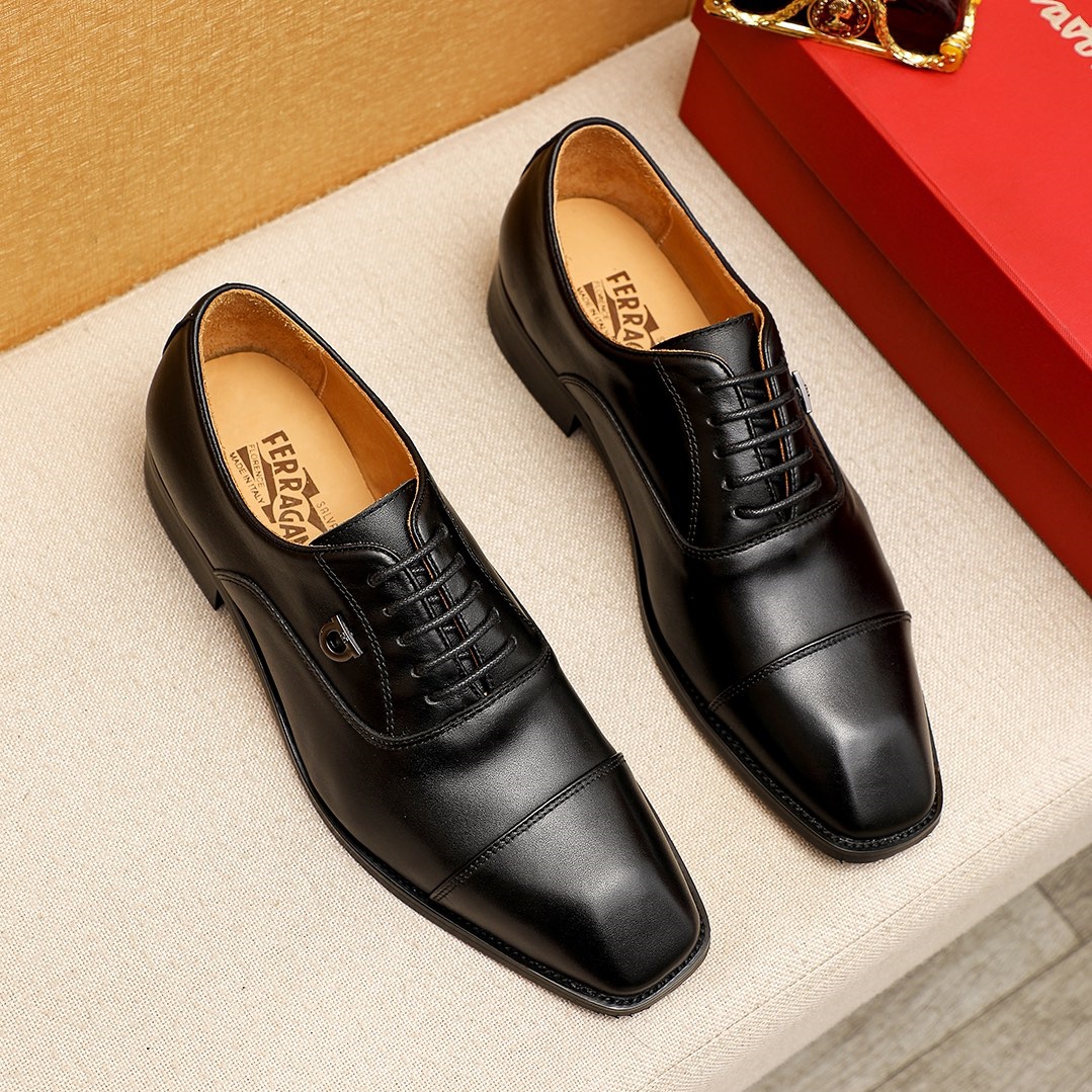 페레가모 FERRAGAMO 2024 SS 금속로고 스티치 브라운 남성 구두 커스텀급
