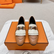 에르메스 HERMES 2024 SS H로고 테슬장식 카멜 여성 슈즈 커스텀급