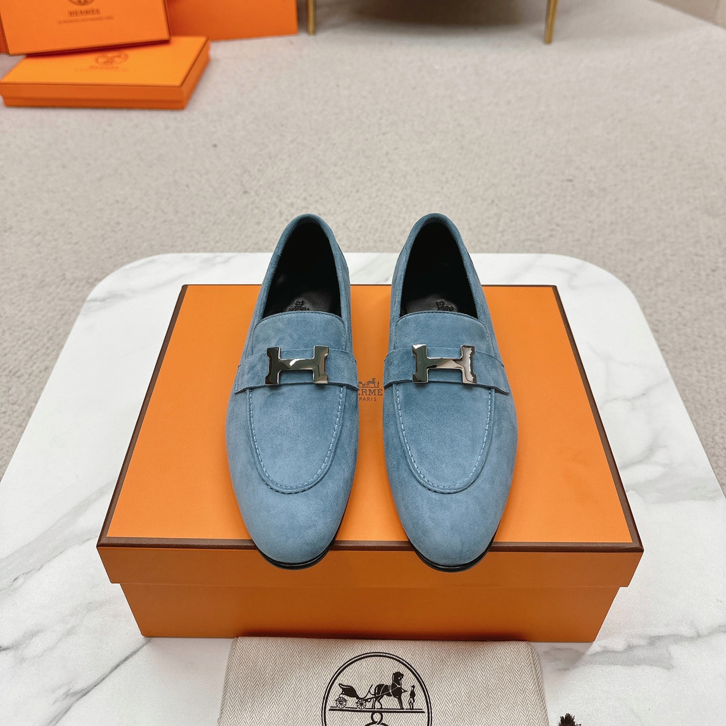에르메스 HERMES 2024 SS H로고 민트 스웨이드 여성 슈즈 커스텀급