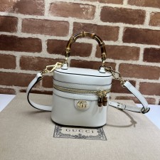구찌 GUCCI 2024 SS 미니 뱀부 숄더 크로스백 화이트 760200 커스텀급