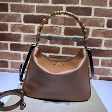 구찌 GUCCI 2024 SS 다이애나 그란데 라지 숄더백 카멜 746245 커스텀급