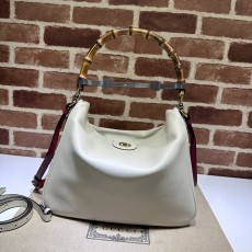 구찌 GUCCI 2024 SS 다이애나 그란데 라지 숄더백 화이트 746245 커스텀급