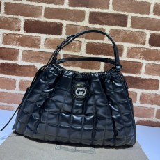 구찌 GUCCI 2024 SS 퀄팅 데코 미듐 토트백 블랙 746210 커스텀급
