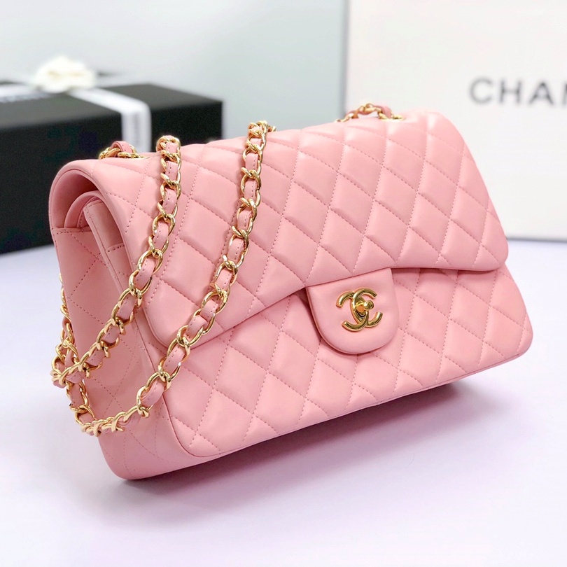 샤넬 CHANEL 2024 SS 램스킨 퀼팅 클래식 CF 핑크 골드메탈 플랩백 AS1113 커스텀급
