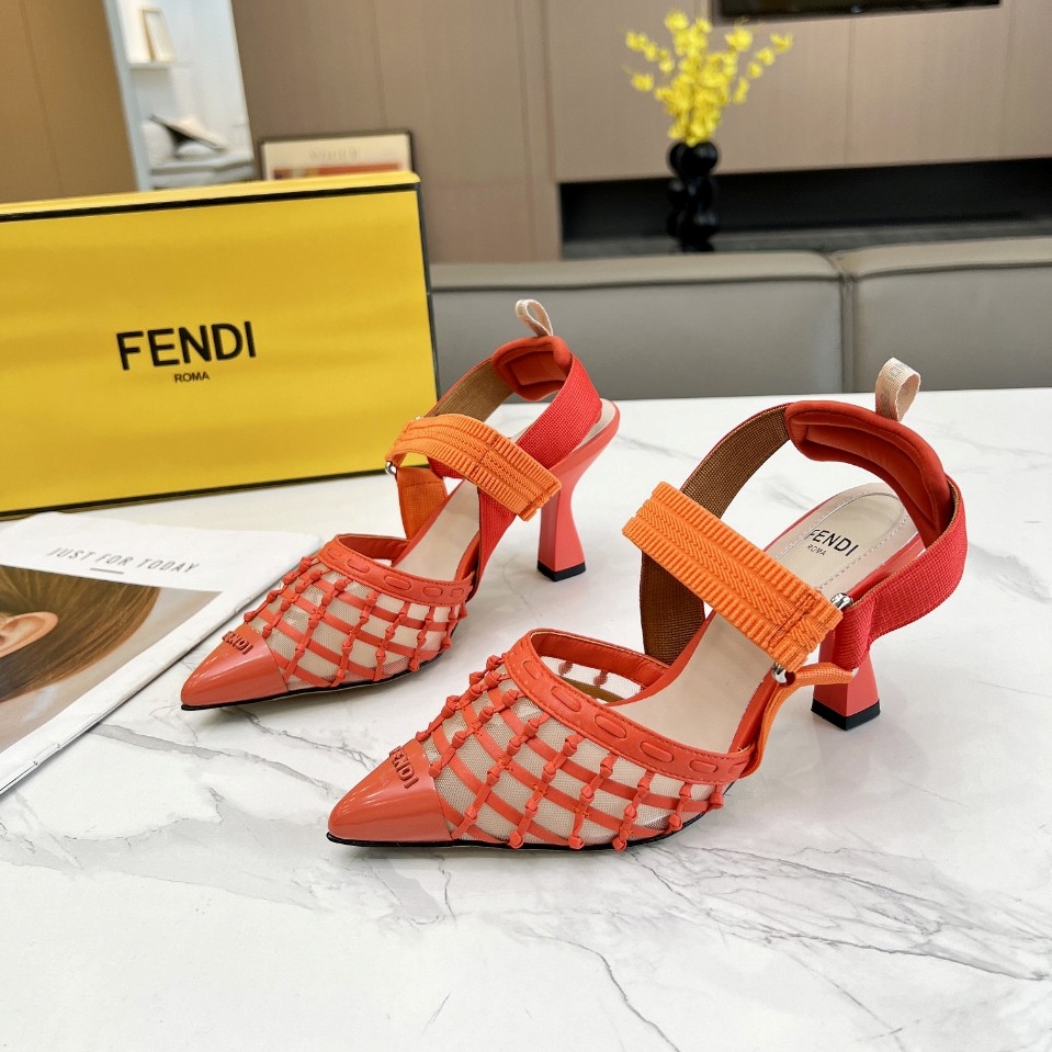 펜디 FENDI 2024 SS 캐릭터 로고 스트라이프 오렌지 여성 하이힐 구두 커스텀급