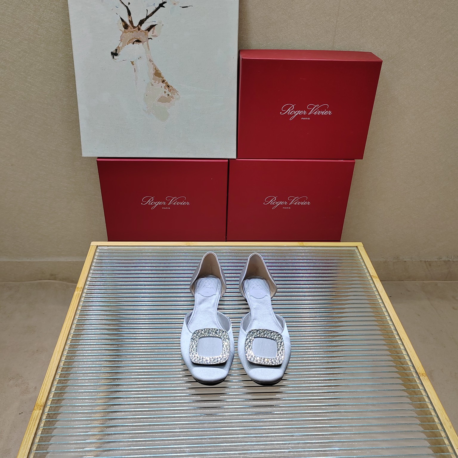 로저비비에 ROGER VIVIE 2024 SS 캐릭터 로고 실버 여성 플랫슈즈 커스텀급