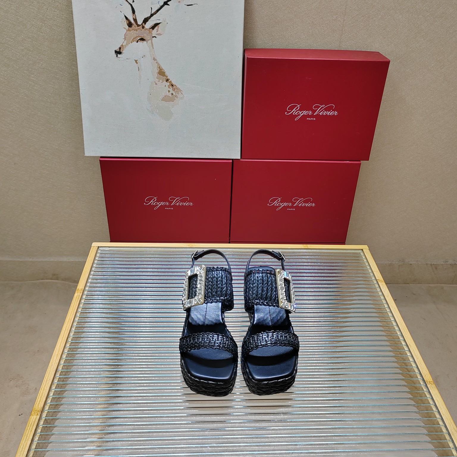 로저비비에 ROGER VIVIE 2024 SS 캐릭터 꼬임무늬 블랙 여성 웨지힐 샌들 커스텀급