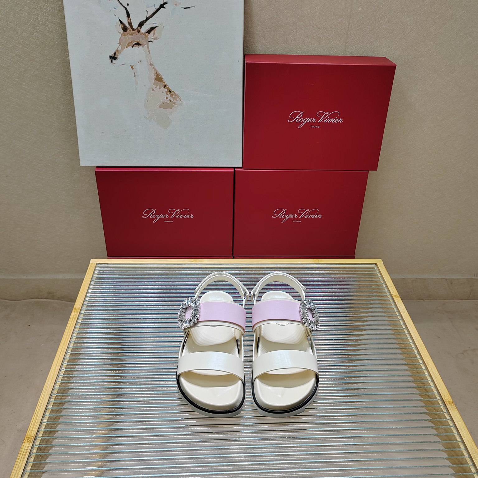 로저비비에 ROGER VIVIE 2024 SS 캐릭터 큐빅버클 핑크투톤 여성 샌들 커스텀급