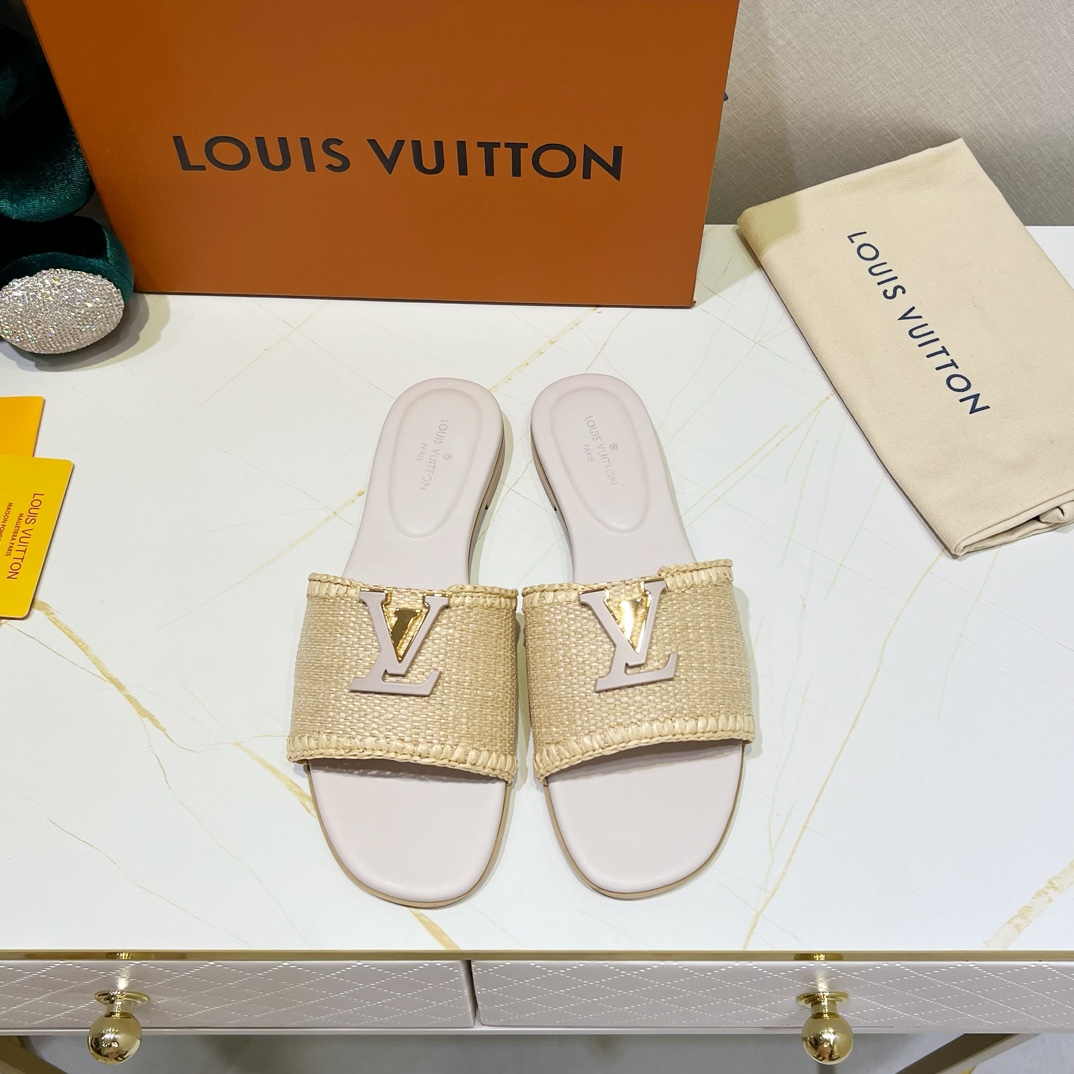 루이비통 LOUIS VUITTON 2024 SS 아이보리 로고 꼬임 아이보리 베이지 여성 슬리퍼 커스텀급