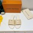 루이비통 LOUIS VUITTON 2024 SS 캐릭터 로고 꼬임 아이보리 베이지 여성 슬리퍼 커스텀급