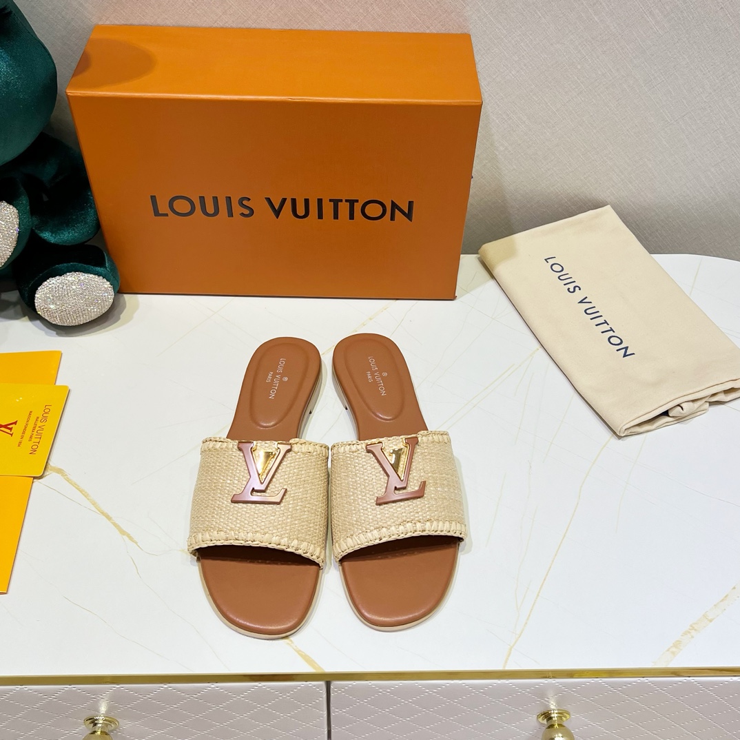 루이비통 LOUIS VUITTON 2024 SS 캐릭터 로고 꼬임 브라운 베이지 여성 슬리퍼 커스텀급