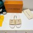 루이비통 LOUIS VUITTON 2024 SS 아이보리 로고 꼬임 아이보리 베이지 여성 슬리퍼 샌들 커스텀급