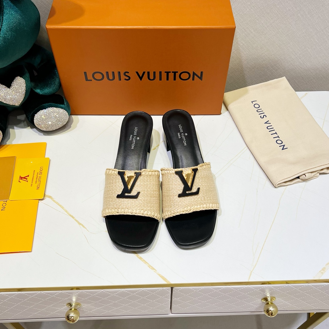 루이비통 LOUIS VUITTON 2024 SS 캐릭터 로고 꼬임 블랙 베이지 여성 슬리퍼 샌들 커스텀급