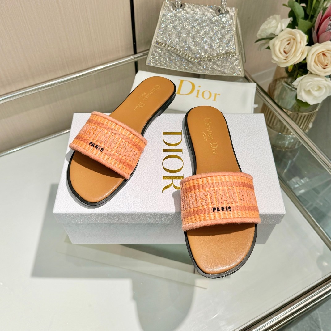 디올 DIOR 2024 SS 캐릭터 로고 베이지 오렌지라인 여성 슬리퍼 커스텀급