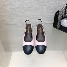 샤넬 CHANEL 2024 SS 캐릭터 로고 레더 핑크 투톤 여성 중힐 구두 커스텀급