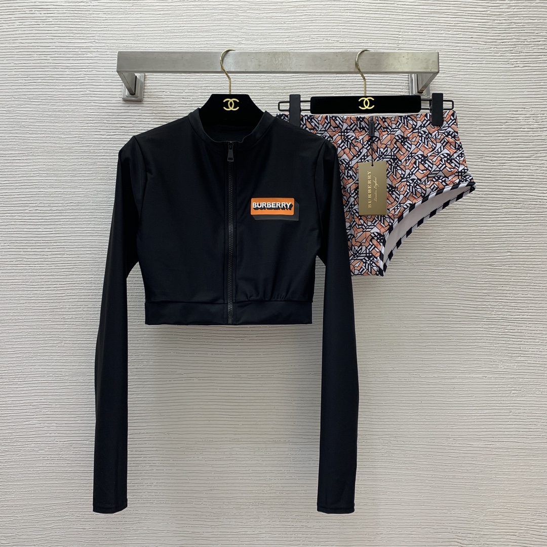 버버리 BERBERRY 2024 SS 캐릭터 로고 체크 수영복 여성 세트 커스텀급