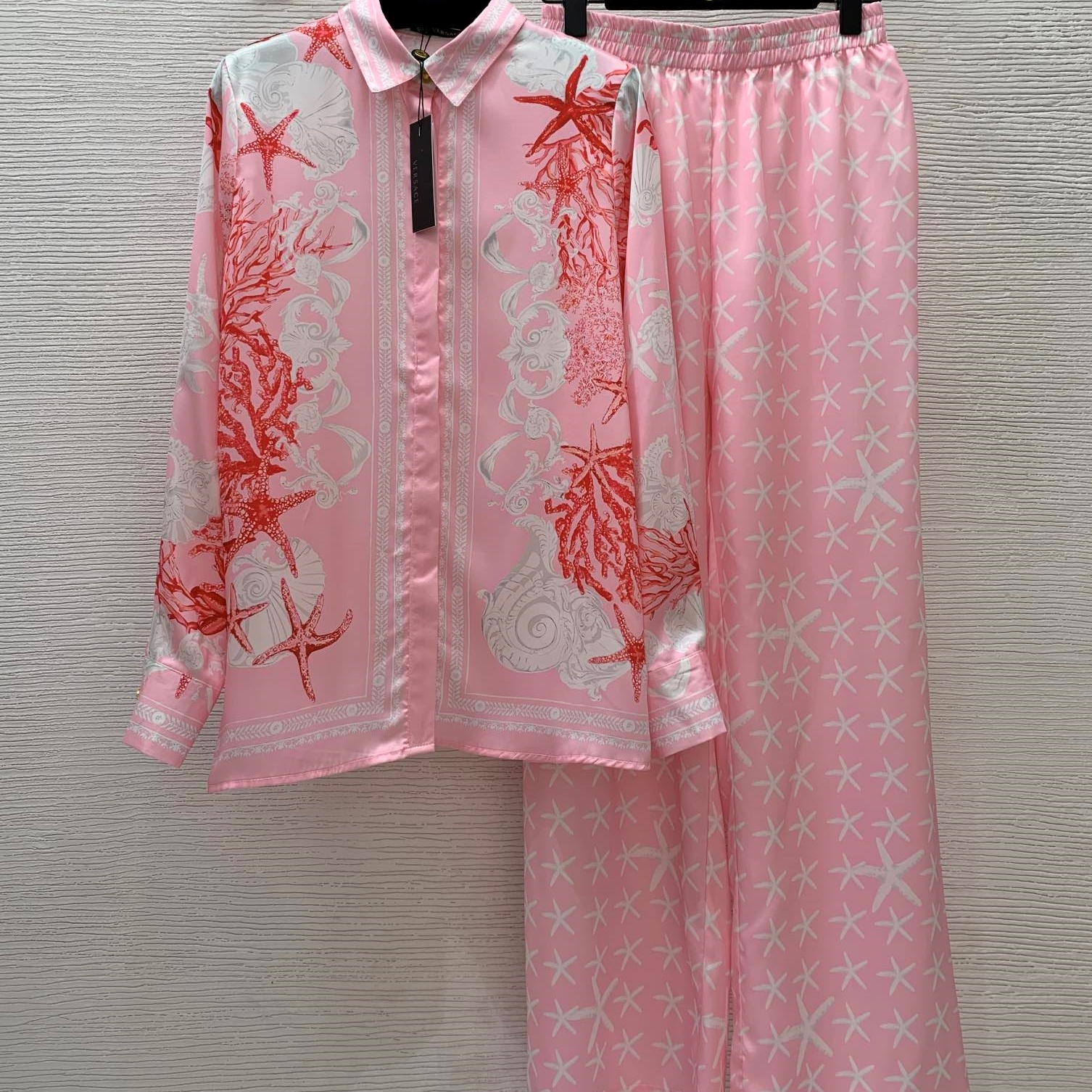 베르사체 VERSACE 2024 SS 캐릭터 로고 카라 셔츠 바지 여성 세트 커스텀급