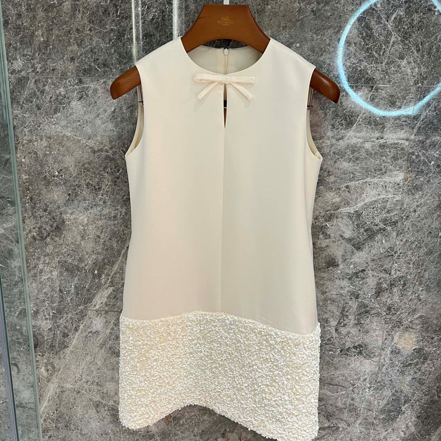 미우미우 MIUMIU SS 캐릭터 로고 리본장식 투톤 여성 원피스 커스텀급