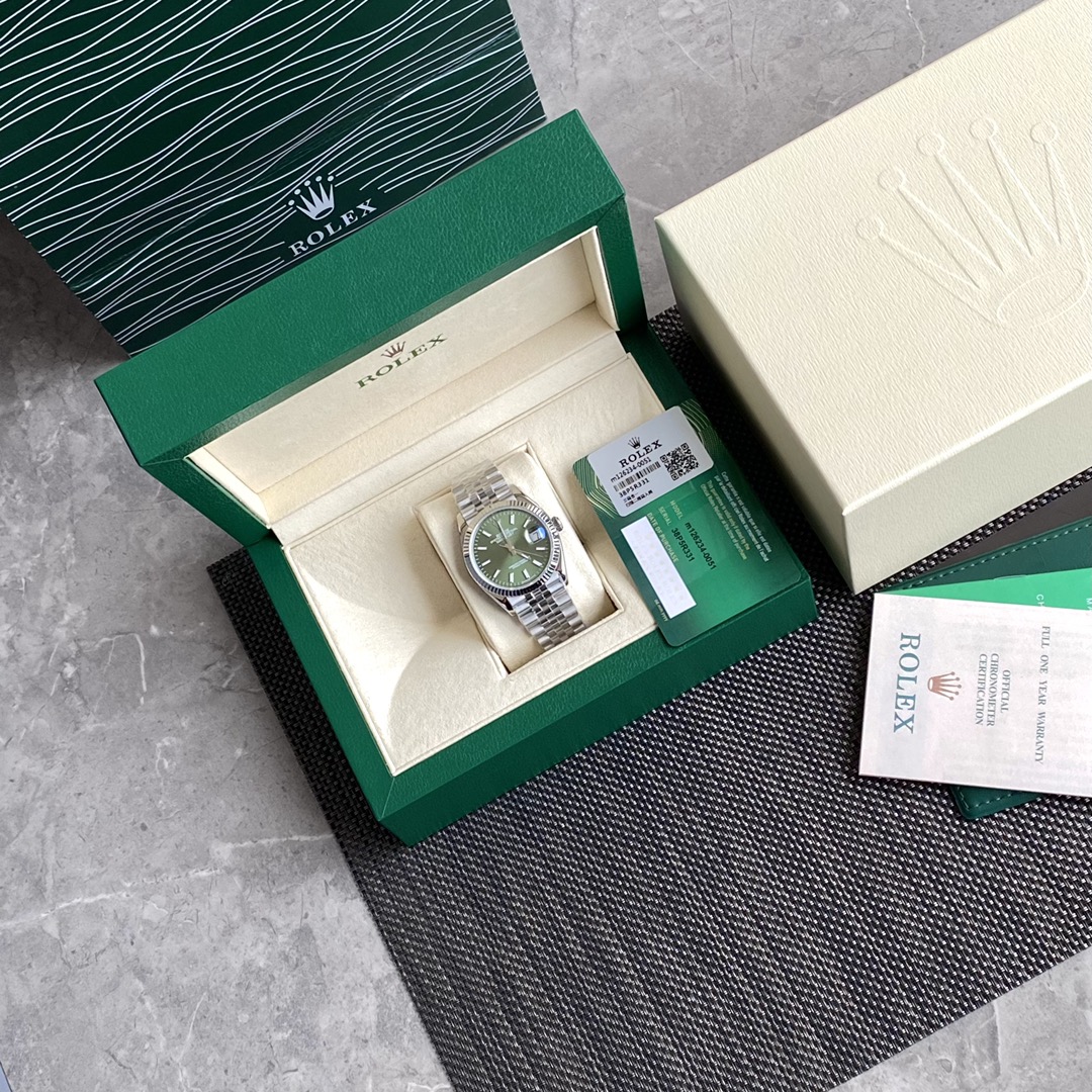 로렉스 ROLEX 2024 SS 데이저스트 스틸 그린판 날자형 오토메틱 3235 남성 시계