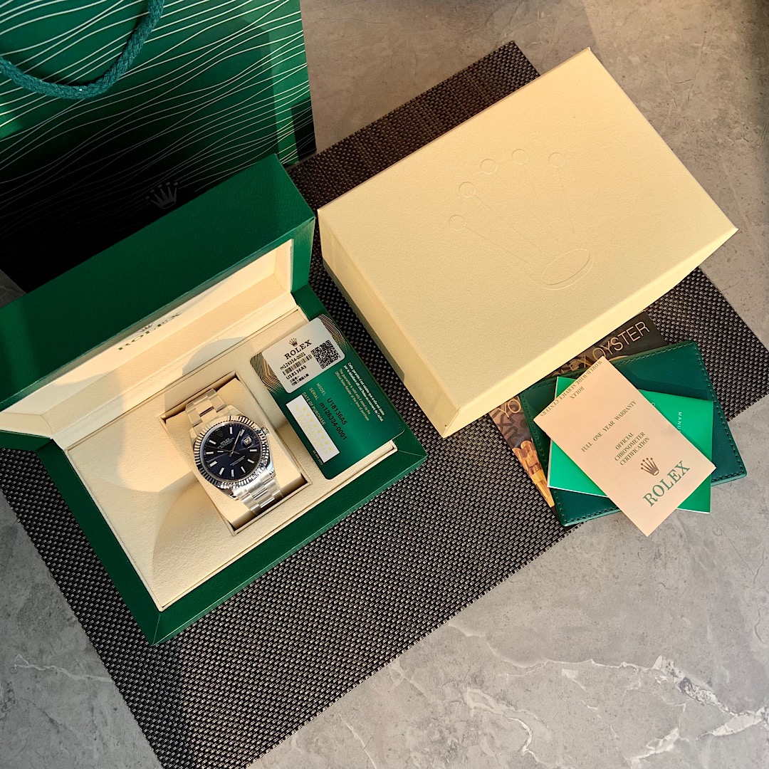 로렉스 ROLEX 2024 SS 데이저스트 스틸 네이비판 날자형 오토메틱 3235 남성 시계