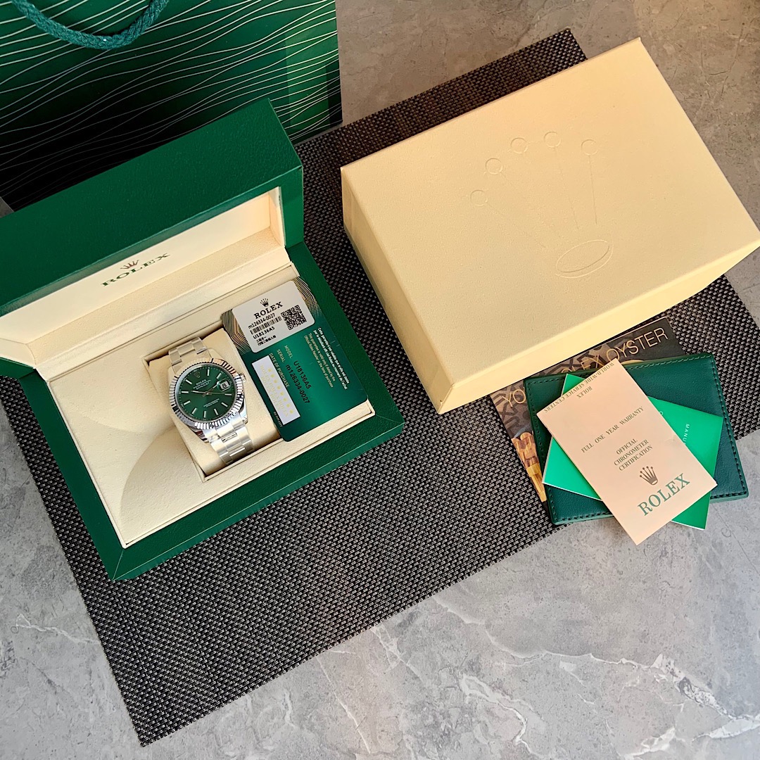 로렉스 ROLEX 2024 SS 데이저스트 스틸 그린판 날자형 오토메틱 3235 남성 시계