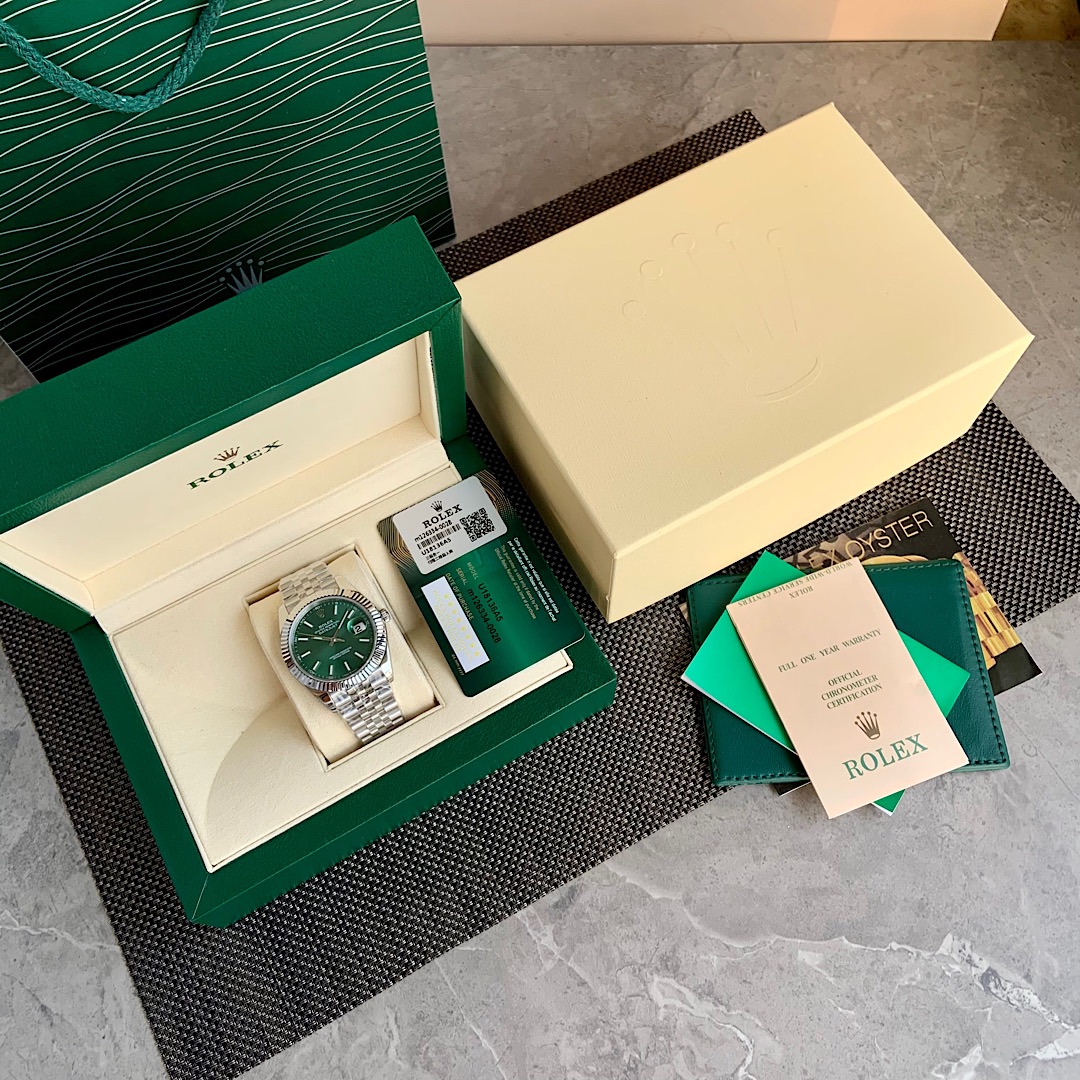 로렉스 ROLEX 2024 SS 데이저스트 스틸 그린판 날자형 오토메틱 3235 남성 시계