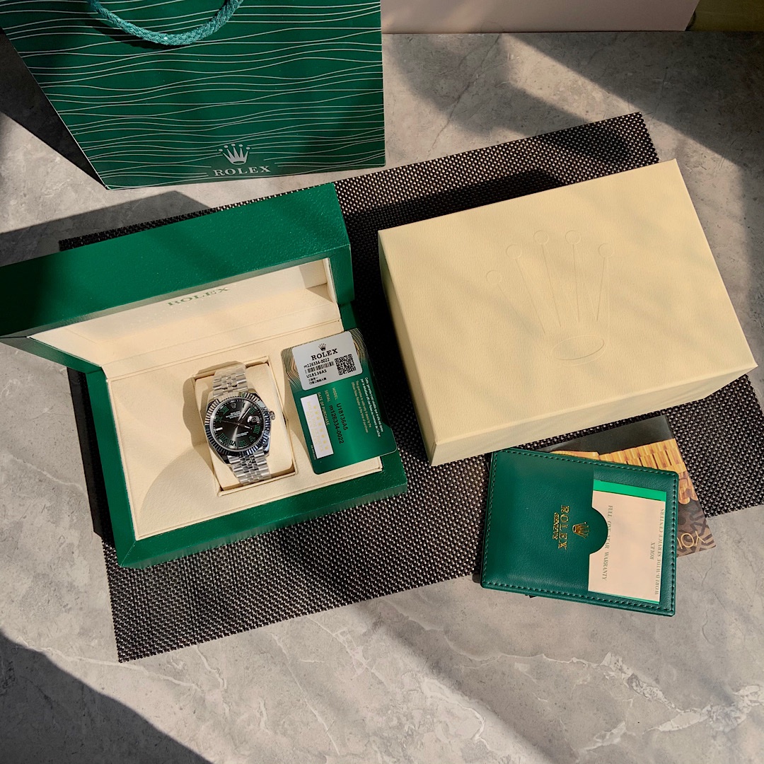 로렉스 ROLEX 2024 SS 데이저스트 스틸 그레이판 그린 날자형 오토메틱 3235 남성 시계